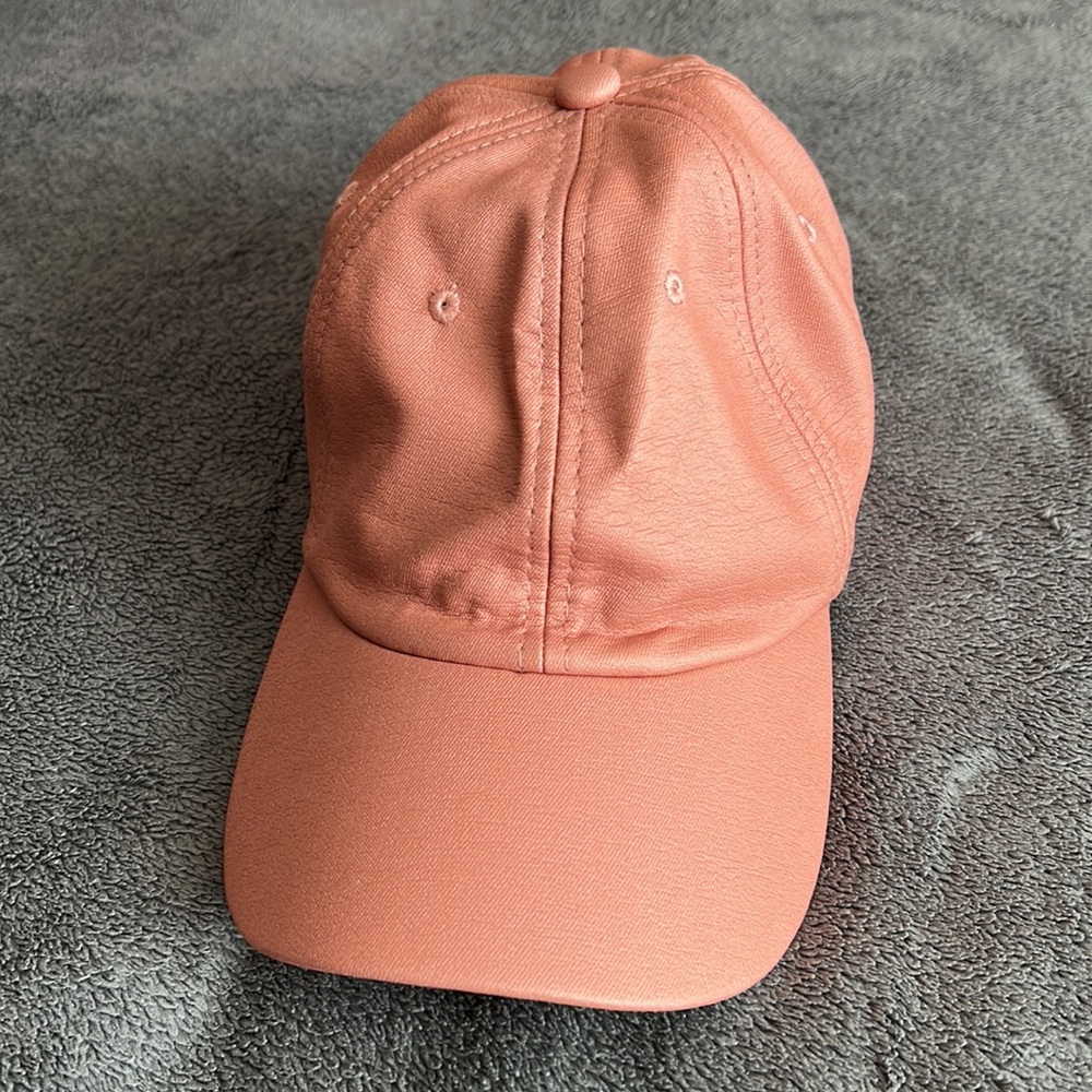 David and Young Pink/Mauve Hat